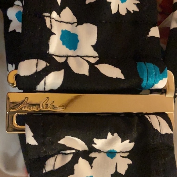 ANNE Cole Marilyn Floral Halter Swimsuit Top - Picture 6 of 9